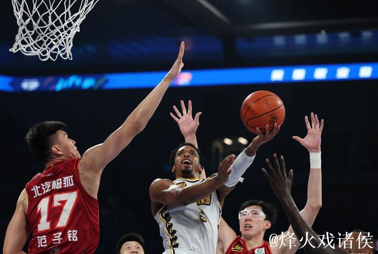 广厦揭幕战大胜14分却今日惨败辽篮16分 广厦揭幕战大胜14分却今日惨败辽篮16分